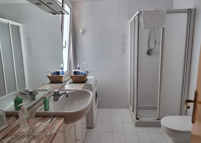 Di Elisa Lejlighed Caniparola di Fosdinovo